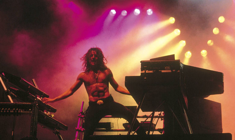 A dos manos. Marcándose un Nacho Cano